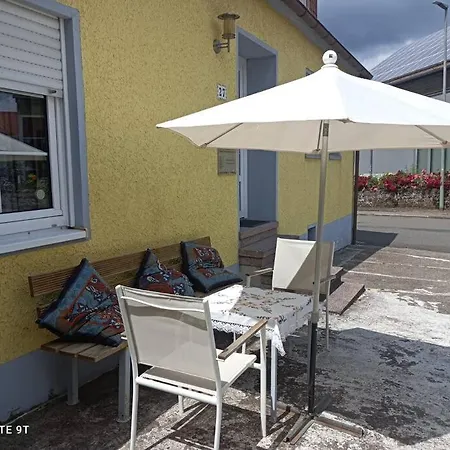 Gemuetliches Haeuschen アパート